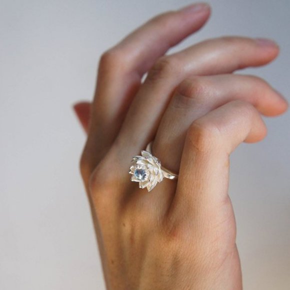 NEW 925 Silver Moonstone Lotus Flower Ring - Picture 3 of 5